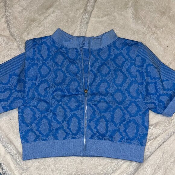 OQQ Cropped Zip Top Size Medium NWOT - Picture 1 of 3